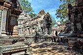 Chau Say Tevoda temple - the long room of the main shrine. 